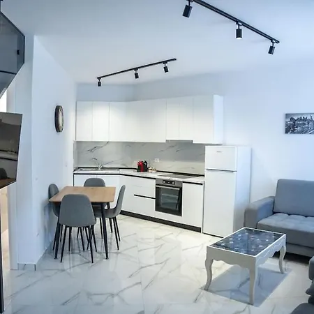 Апартаменты The Charm Duplex