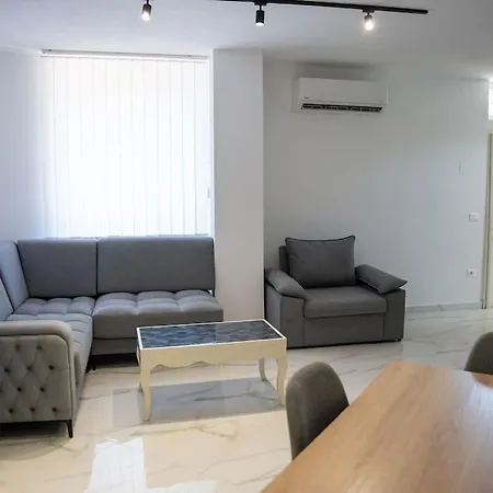 The Charm Duplex Апартаменты *