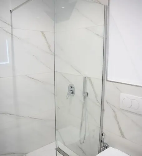 The Charm Duplex Apartman