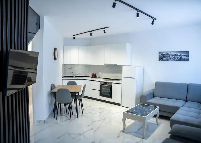 Апартаменты The Charm Duplex