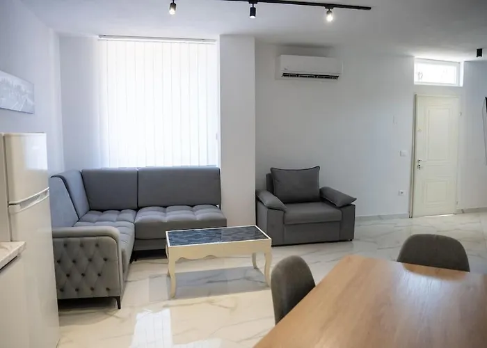 The Charm Duplex Апартаменты *