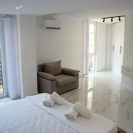 The Charm Duplex